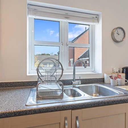 Ava'S Apartment - 1 Bedroom In Solihull Centre - Free Parking - Wi-Fi Extérieur photo